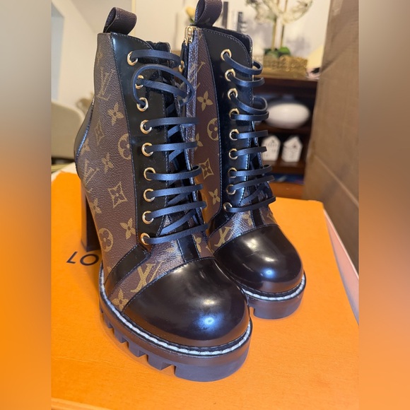 Louis Vuitton Star Trail Lace Up Boots - Picture 4 of 5
